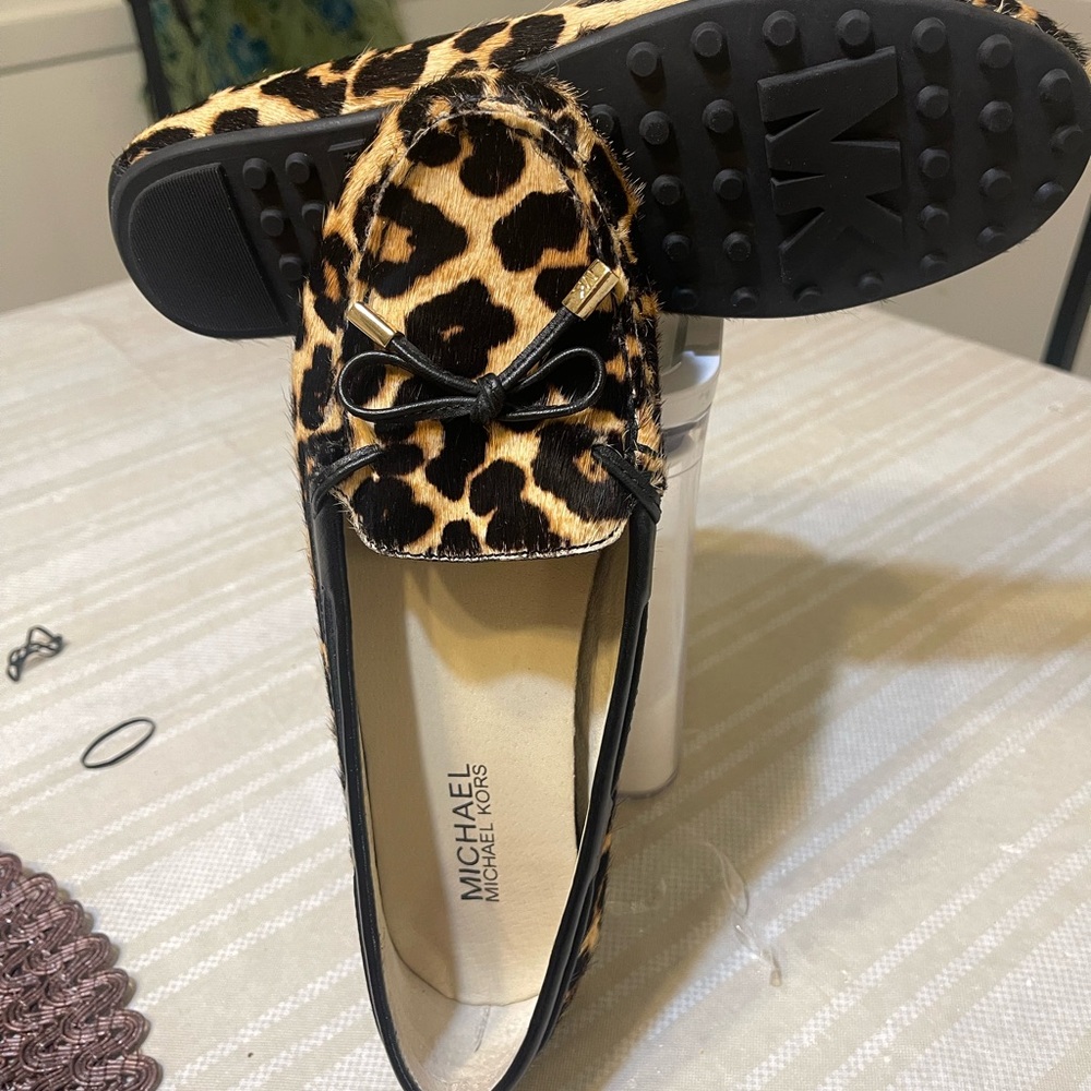Michael Kors Leopard Print flat and  Loafers with Black Trim new without tags